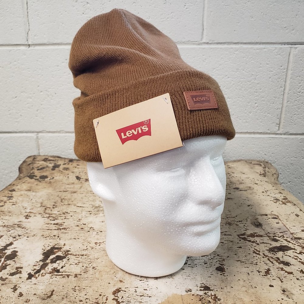 LEVI’S ~ Knit Cap ~ Tan
